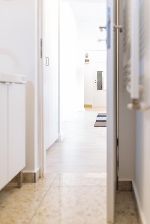Universitate Heart View Βουκουρέστι Εξωτερικό φωτογραφία